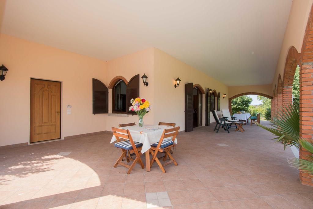 Daller Bianca Apartment By Wonderful Italy Soiano Del Lago Chambre photo